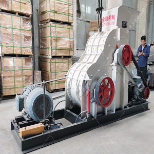 800x800中型雙級粉碎機設備發(fā)貨圖片