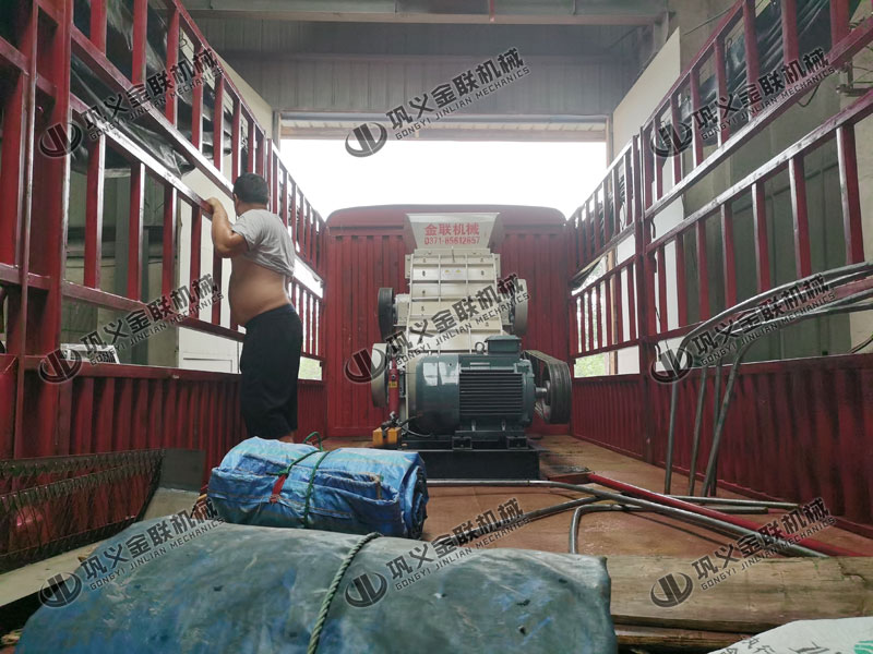 河南哪個(gè)廠家煤炭粉碎機(jī)品質(zhì)好，報(bào)價(jià)是多少？