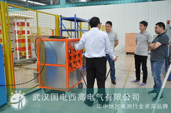 江蘇現代重工到訪我司參觀考察