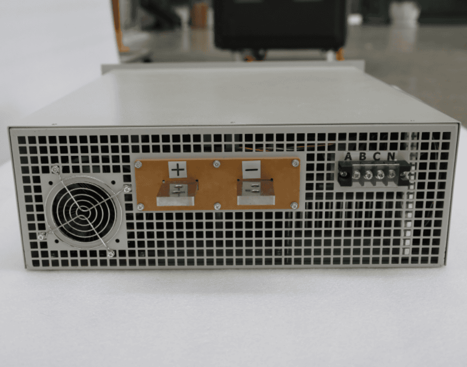 直流大電流發生器實物圖